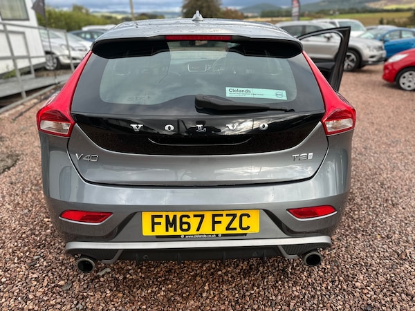 Used Volvo V40 2018 for sale - 75766584: Photo 7