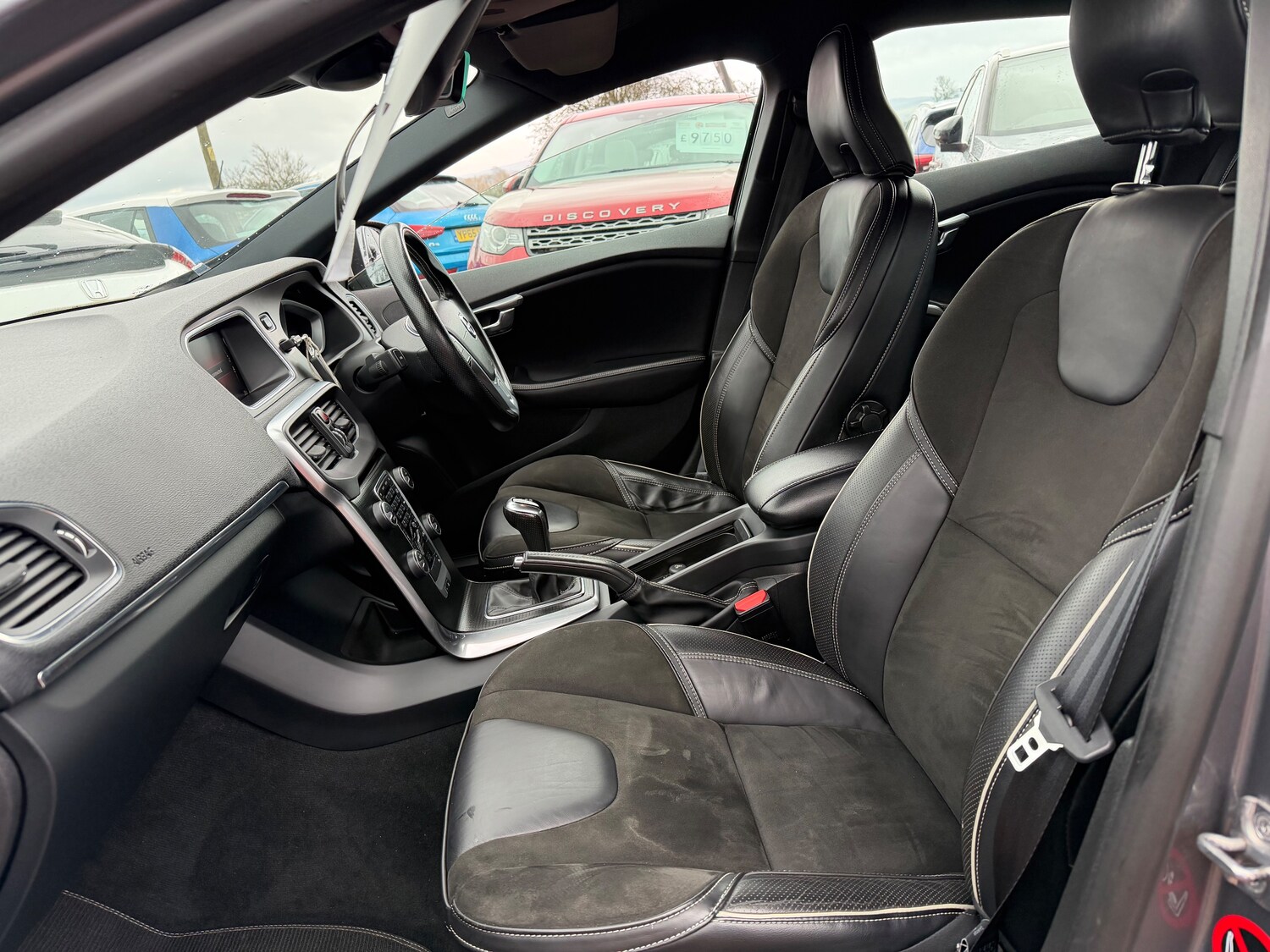 Used Volvo V40 2018 for sale - 77813452: Photo 12