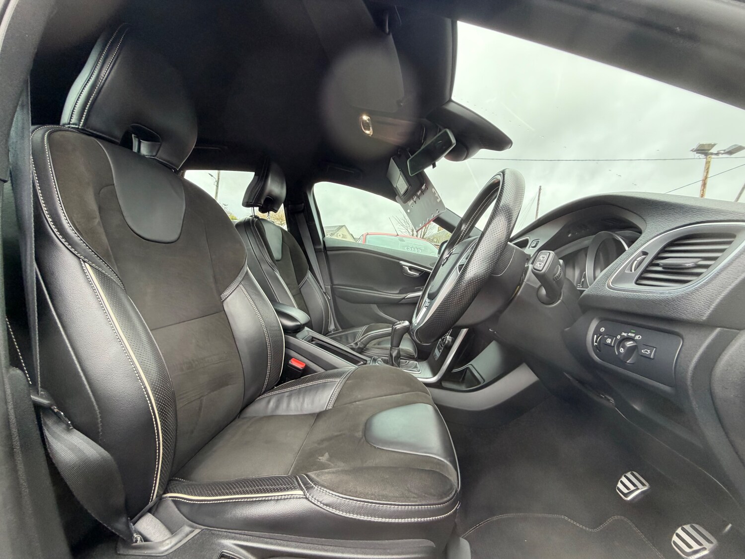 Used Volvo V40 2018 for sale - 77813452: Photo 17