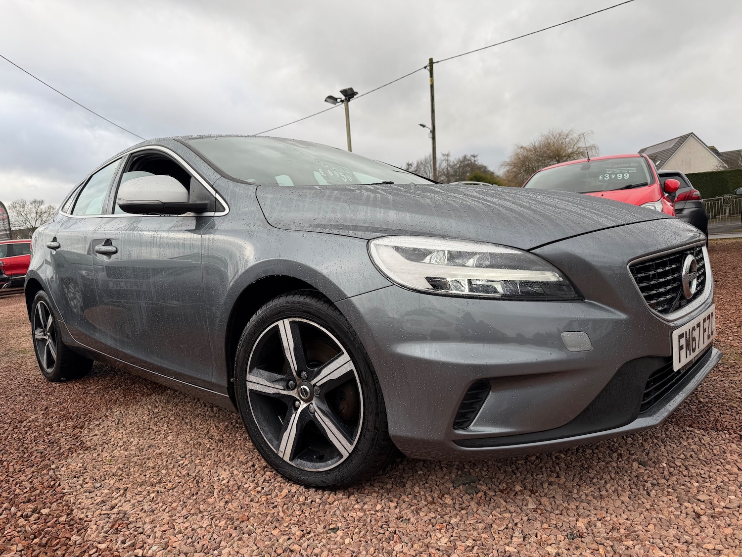 Used Volvo V40 2018 for sale - 77813452: Photo 2