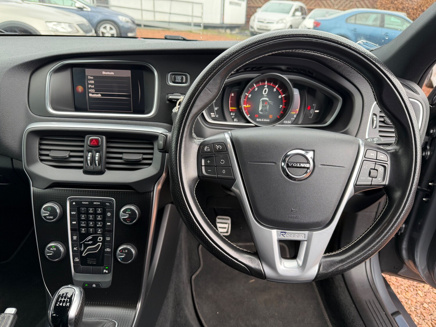 Used Volvo V40 2018 for sale - 77813452: Photo 25