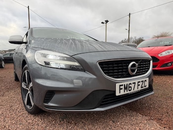 Used Volvo V40 2018 for sale - 77813452: Photo