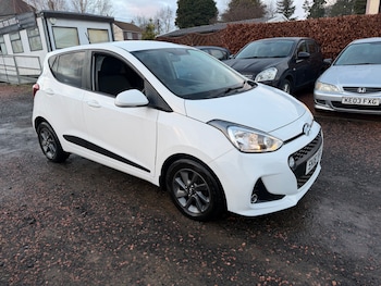 Used Hyundai i10 2018 for sale - 77236205: Photo