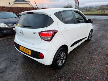 Used Hyundai i10 2018 for sale - 77236205: Photo