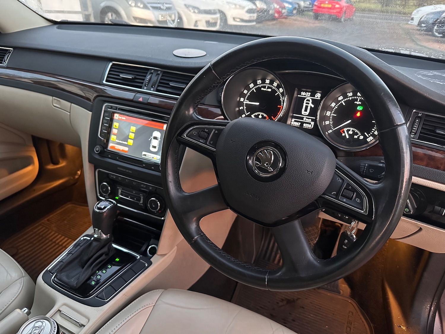 Used Skoda Superb 2014 for sale - 76535007: Photo 13