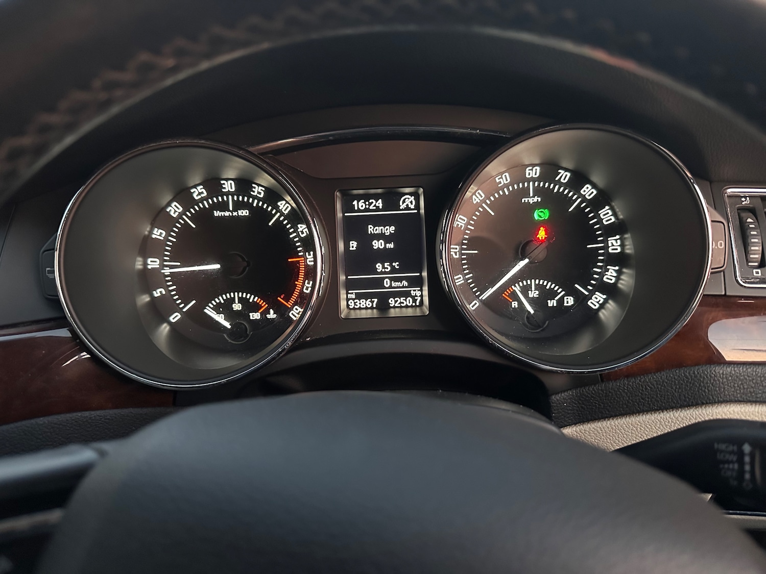 Used Skoda Superb 2014 for sale - 76535007: Photo 19