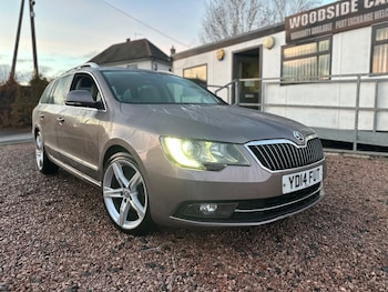Used Skoda Superb 2014 for sale - 76535007: Photo