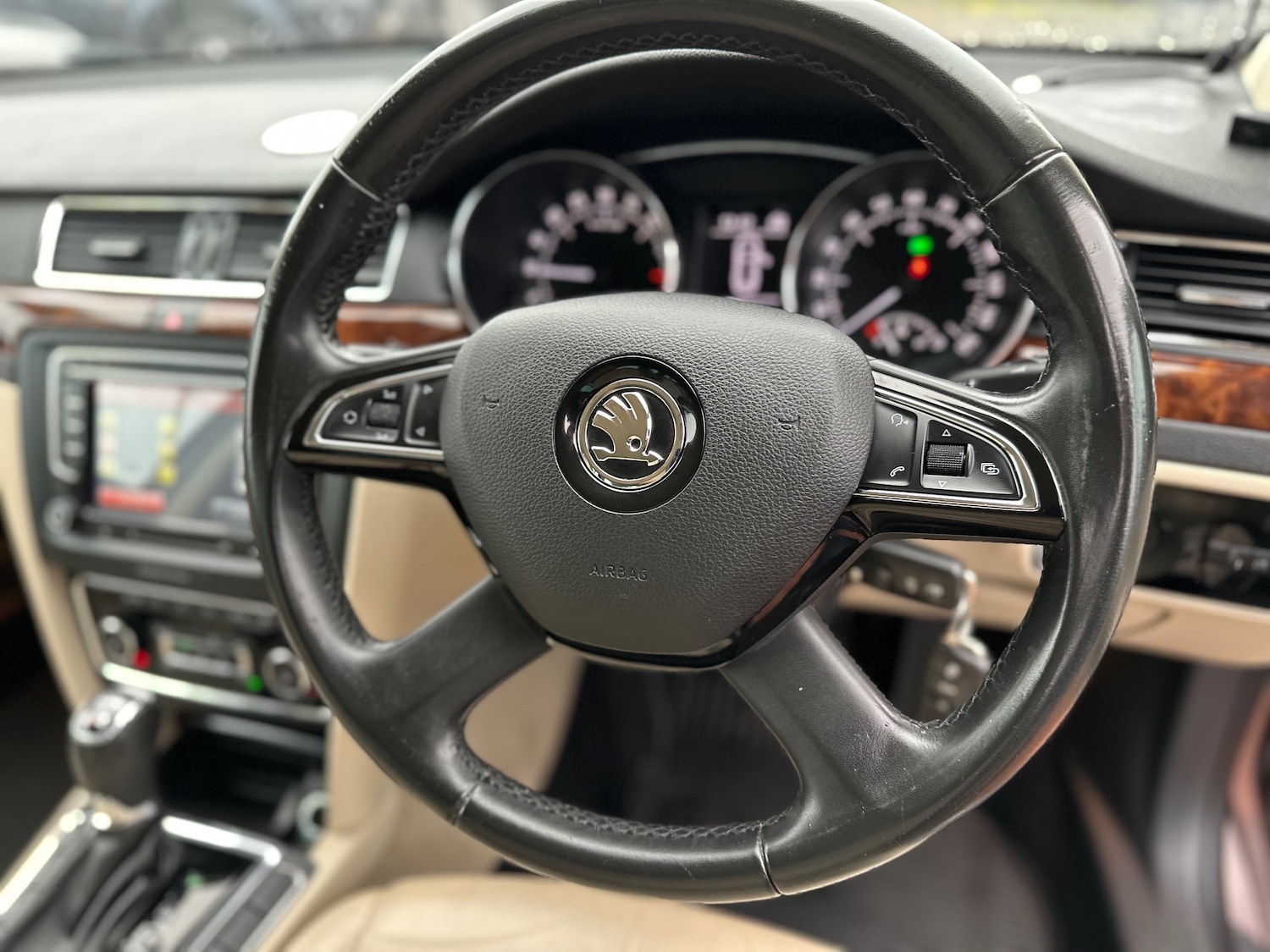 Used Skoda Superb 2014 for sale - 76535007: Photo 30