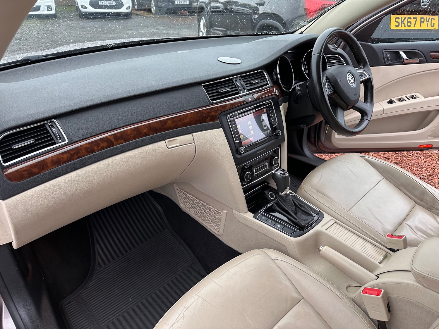 Used Skoda Superb 2014 for sale - 76535007: Photo 40