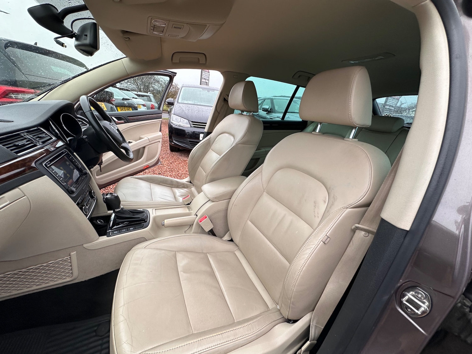 Used Skoda Superb 2014 for sale - 76535007: Photo 41