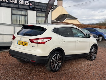 Used Nissan Qashqai 2015 for sale - 78069759: Photo