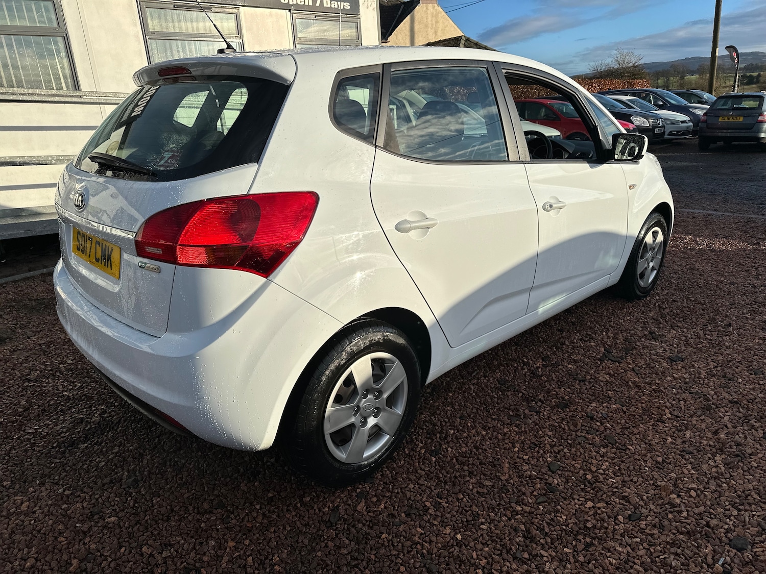 Used Kia Venga 2017 for sale - 76748523: Photo 4