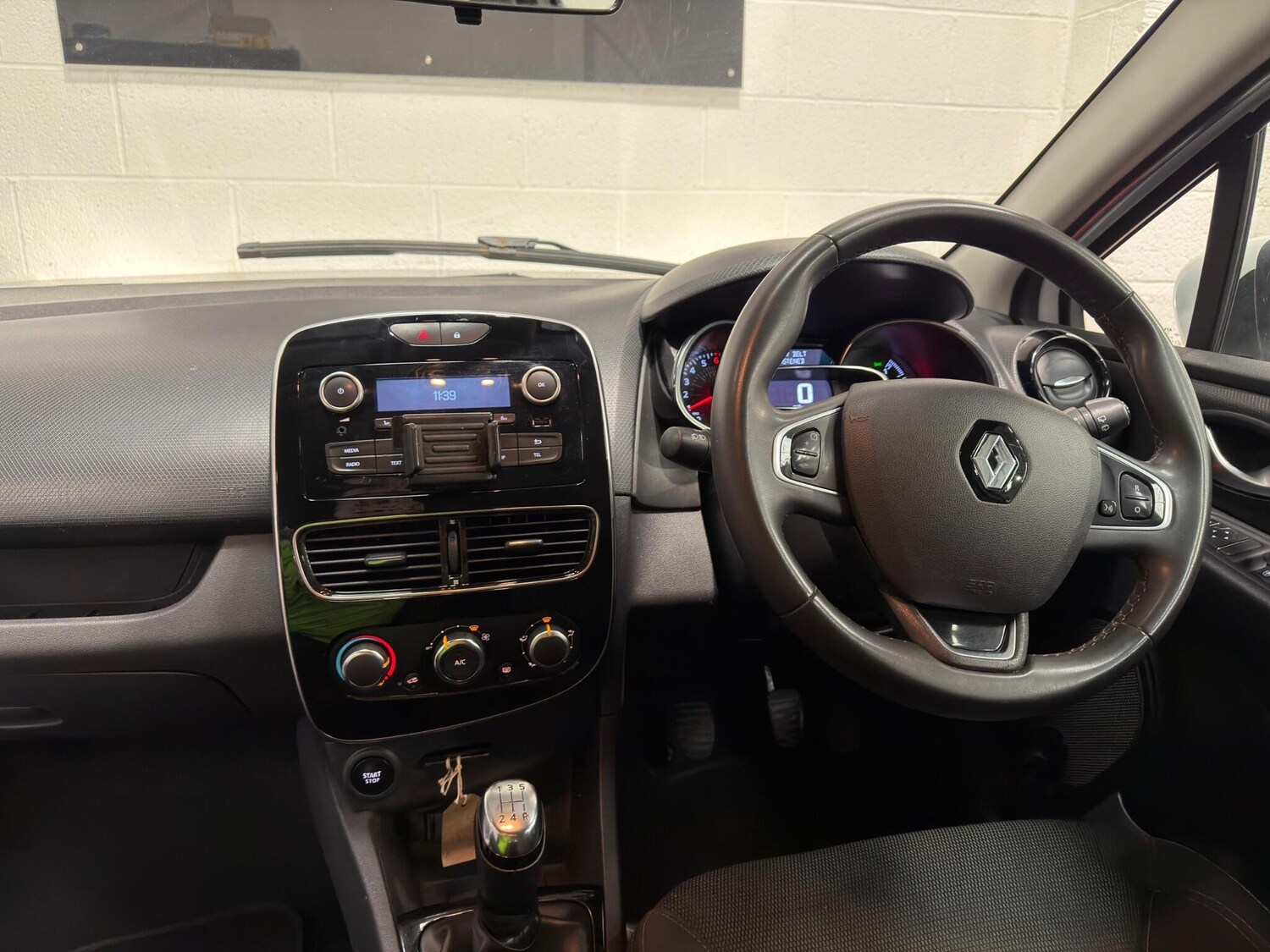 Used Renault Clio 2019 for sale - 78019402: Photo 15
