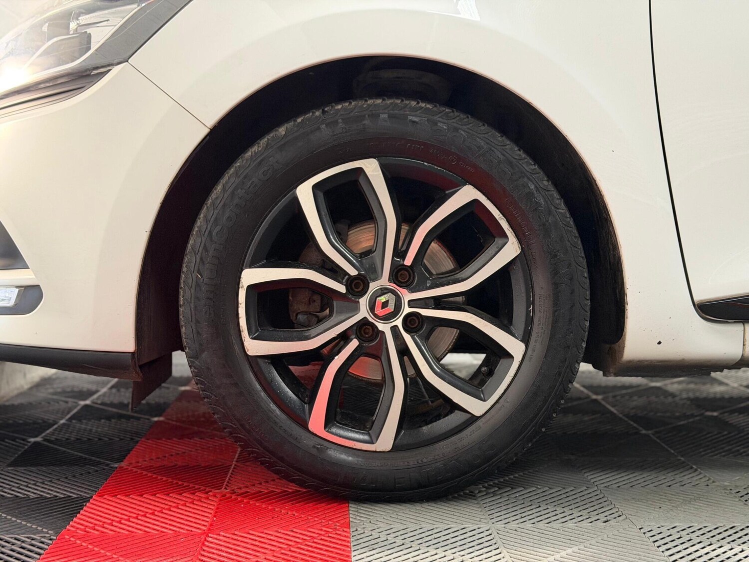 Used Renault Clio 2019 for sale - 78019402: Photo 24