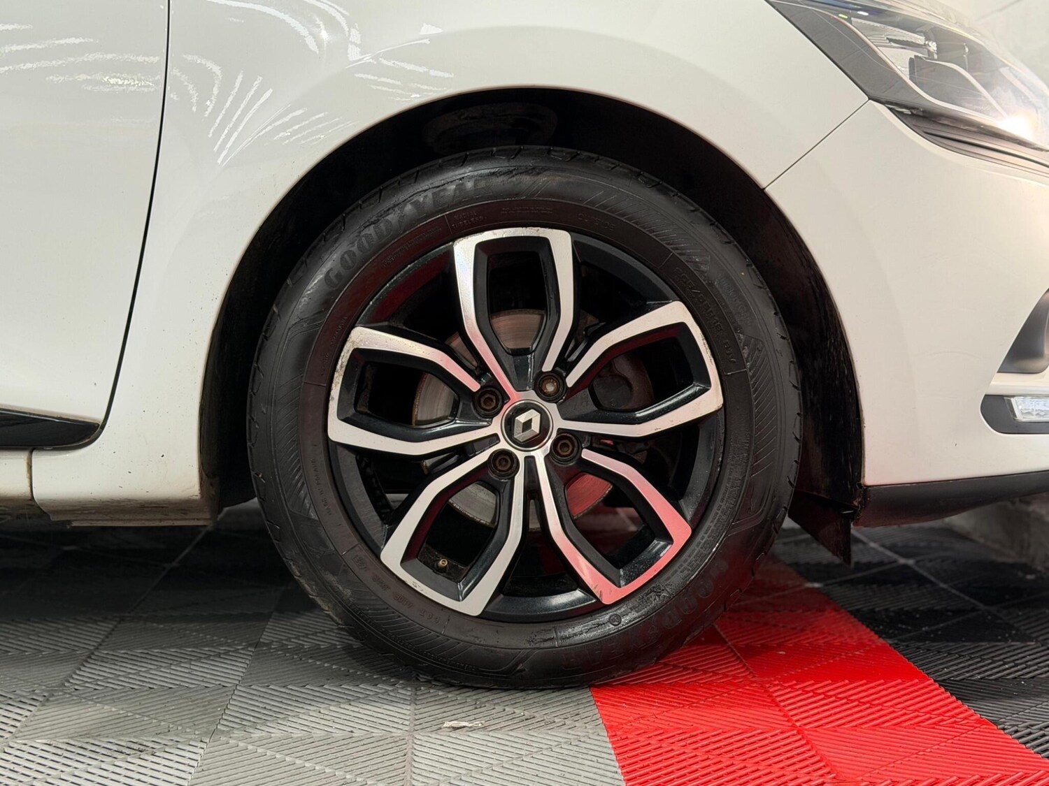 Used Renault Clio 2019 for sale - 78019402: Photo 27