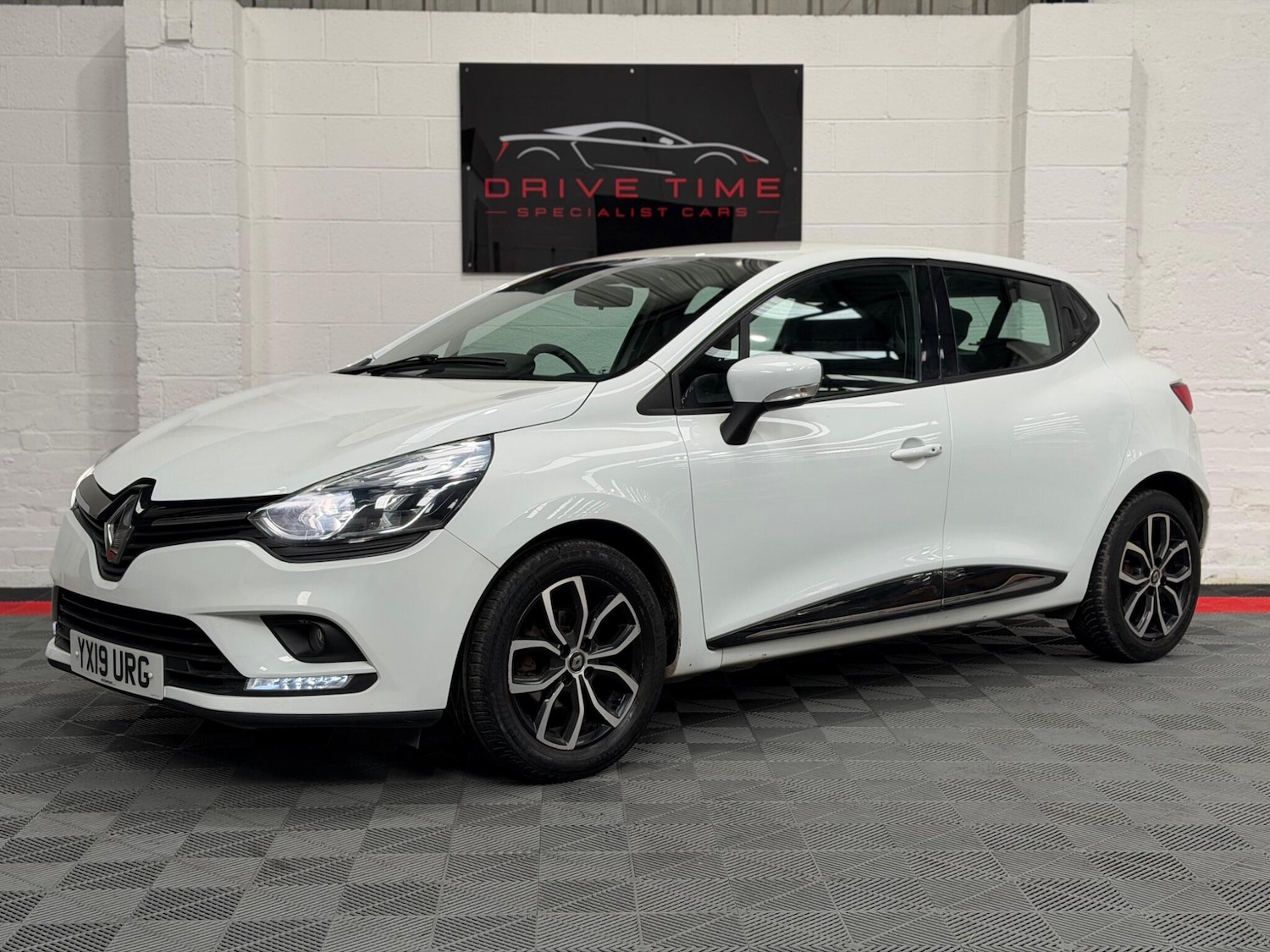 Used Renault Clio 2019 for sale - 78019402: Photo 3