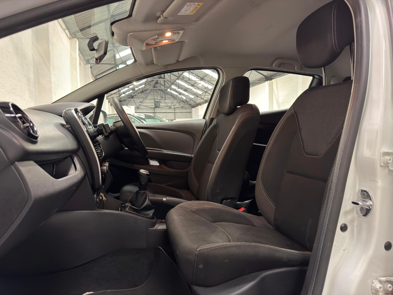 Used Renault Clio 2019 for sale - 78019402: Photo 32