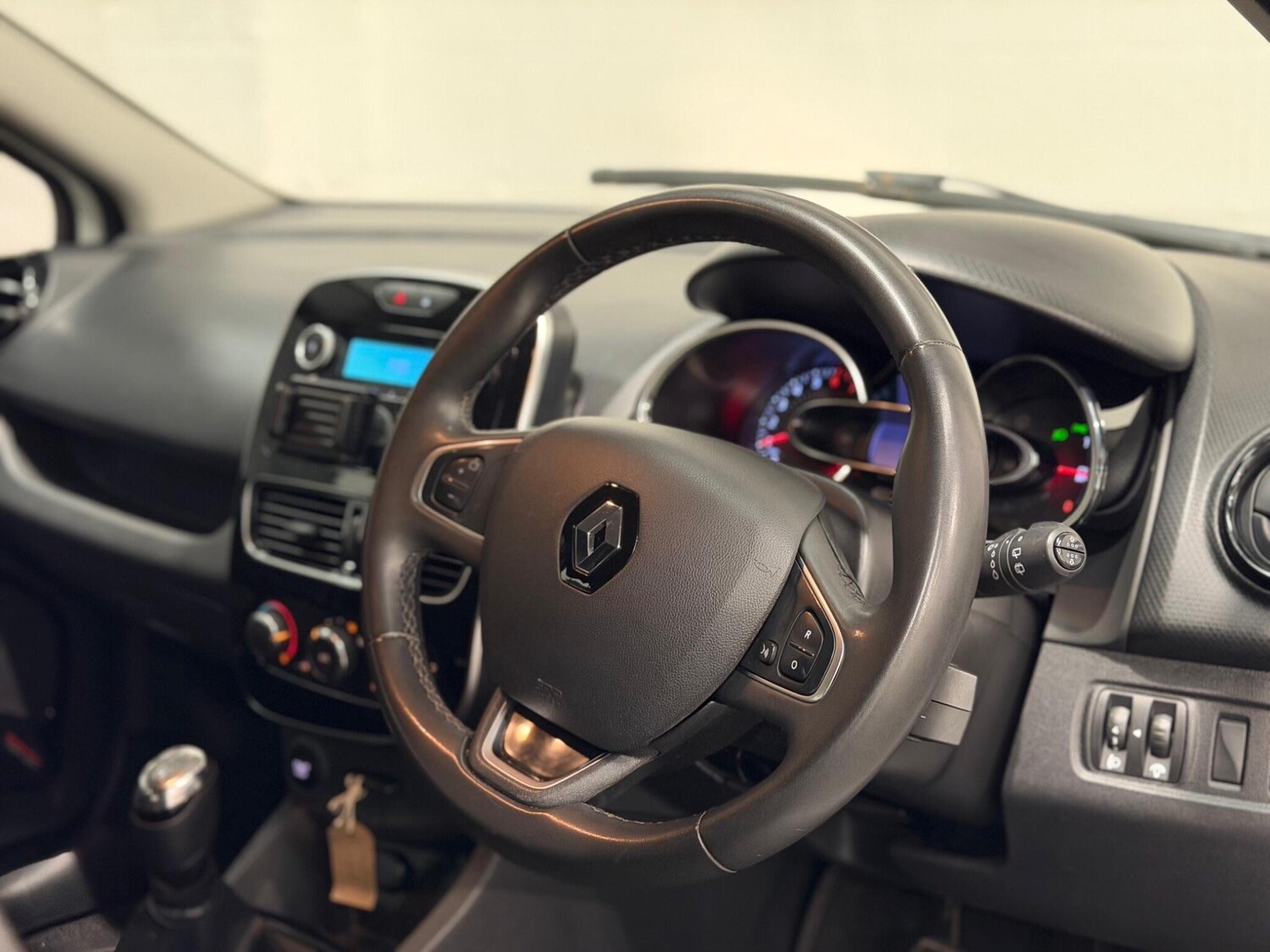 Used Renault Clio 2019 for sale - 78019402: Photo 41