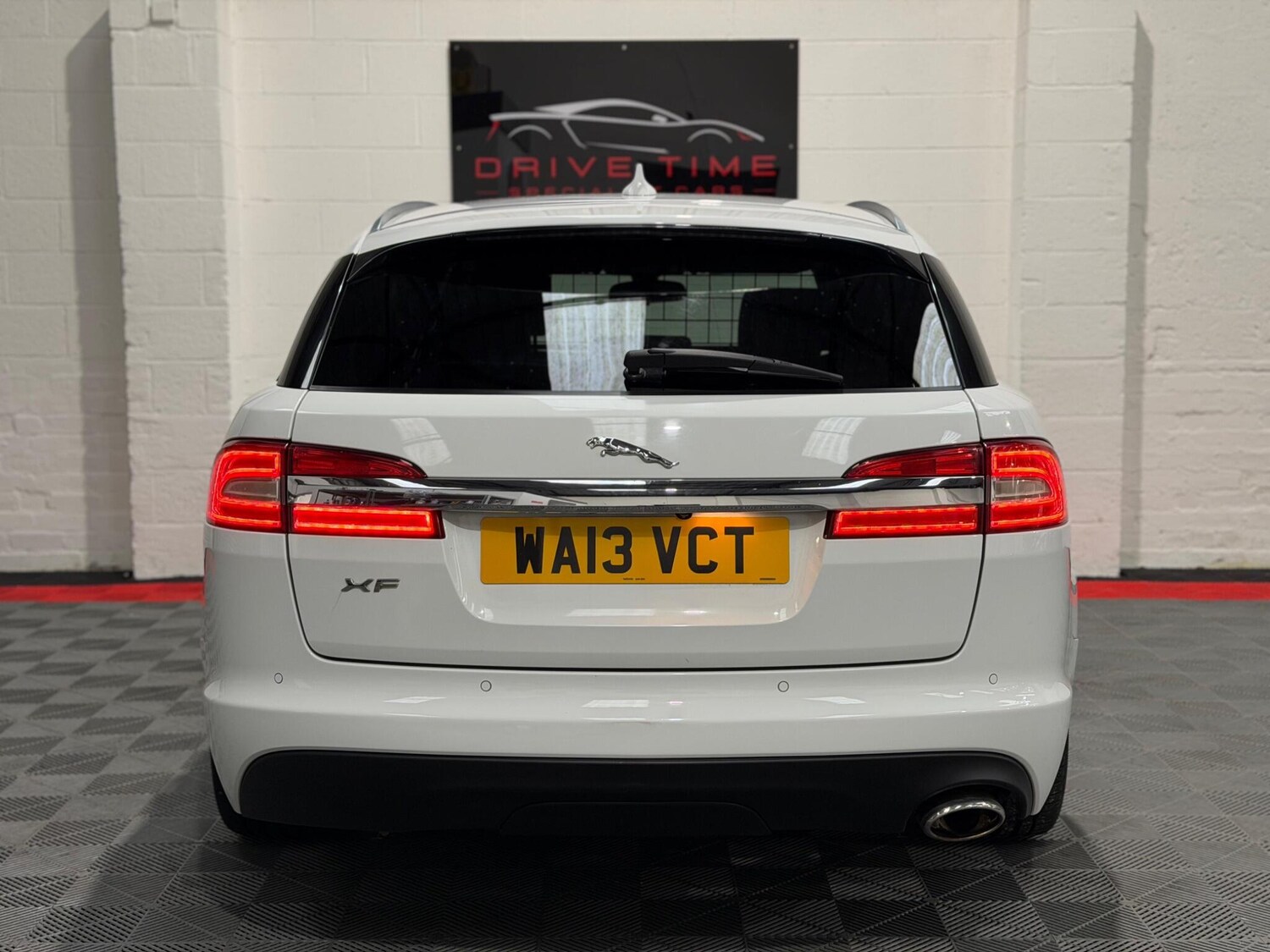 Used Jaguar XF 2013 for sale - 77909687: Photo 13