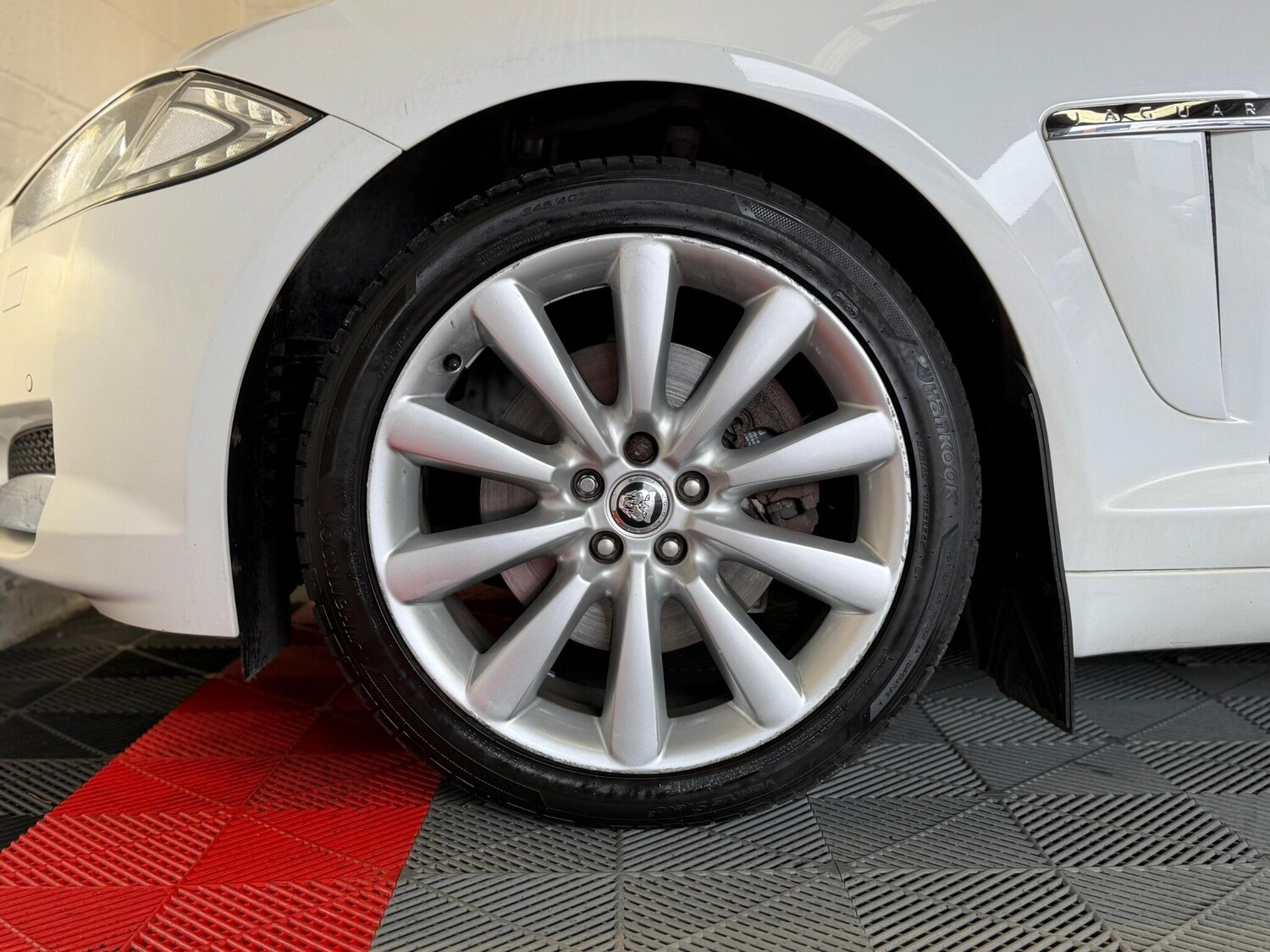 Used Jaguar XF 2013 for sale - 77909687: Photo 26