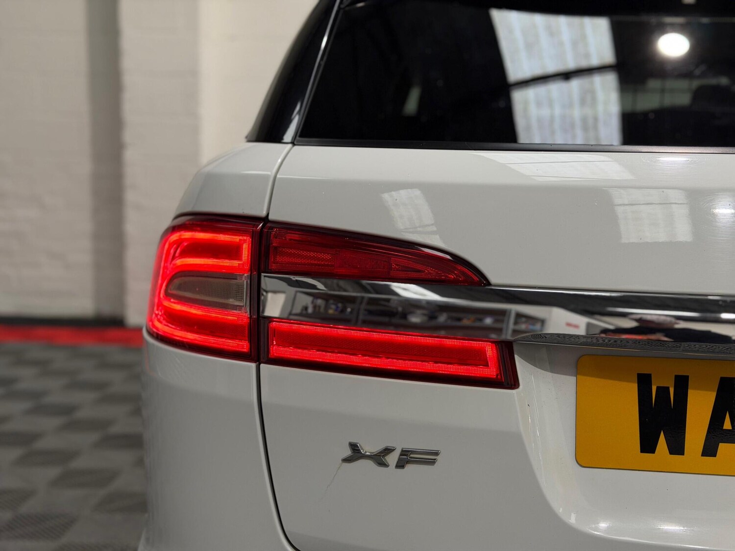 Used Jaguar XF 2013 for sale - 77909687: Photo 48