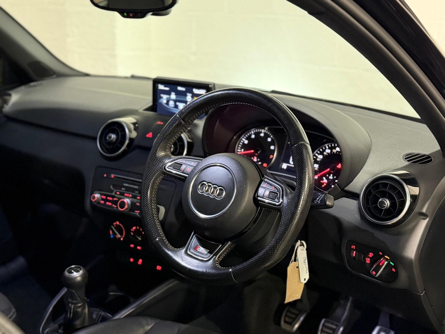 Used Audi A1 2015 for sale - 77331505: Photo 28