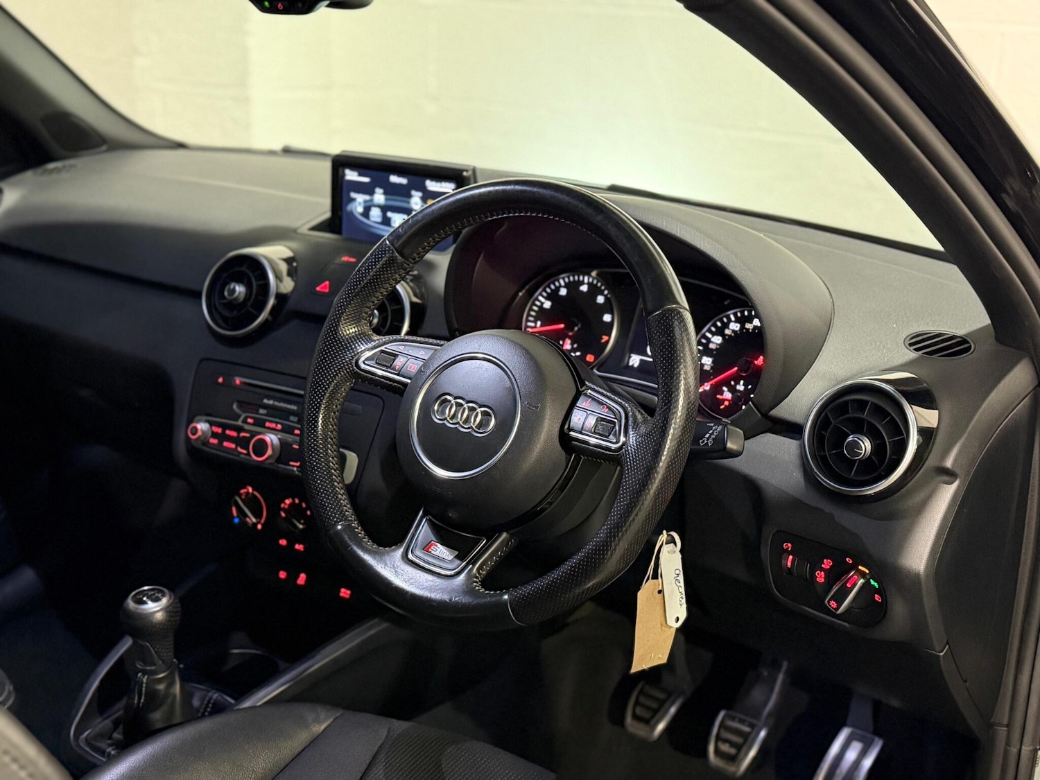 Used Audi A1 2015 for sale - 77331505: Photo 8