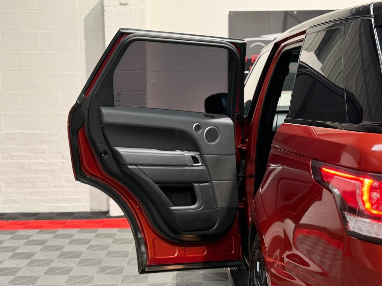 Used Land Rover Range Rover Sport 2014 for sale - 77331355: Photo 25