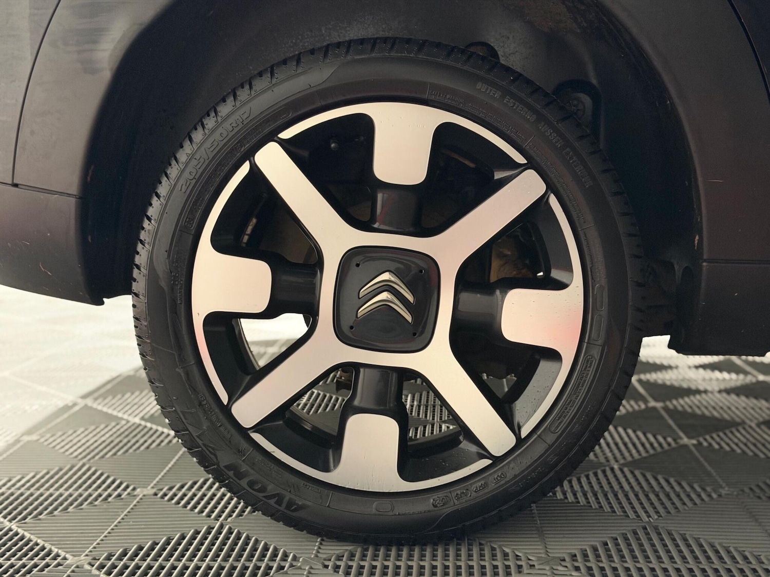 Used Citroen C4 Cactus 2017 for sale - 76780830: Photo 25