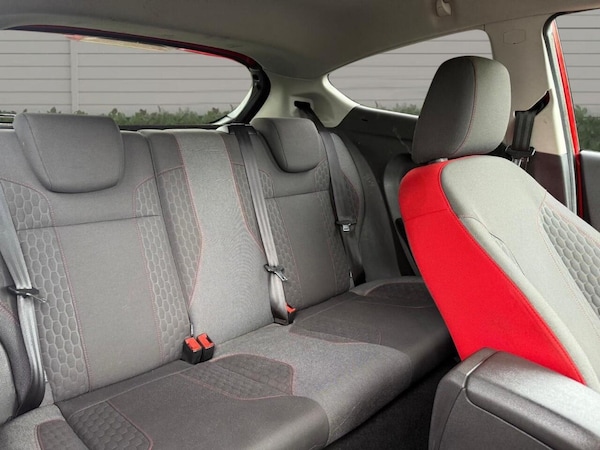 Used Ford Fiesta 2015 for sale - 76239600: Photo 16