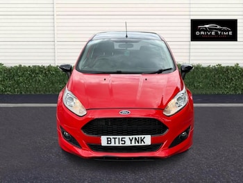 Used Ford Fiesta 2015 for sale - 76239600: Photo