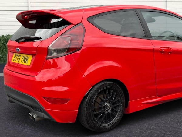 Used Ford Fiesta 2015 for sale - 76239600: Photo 8