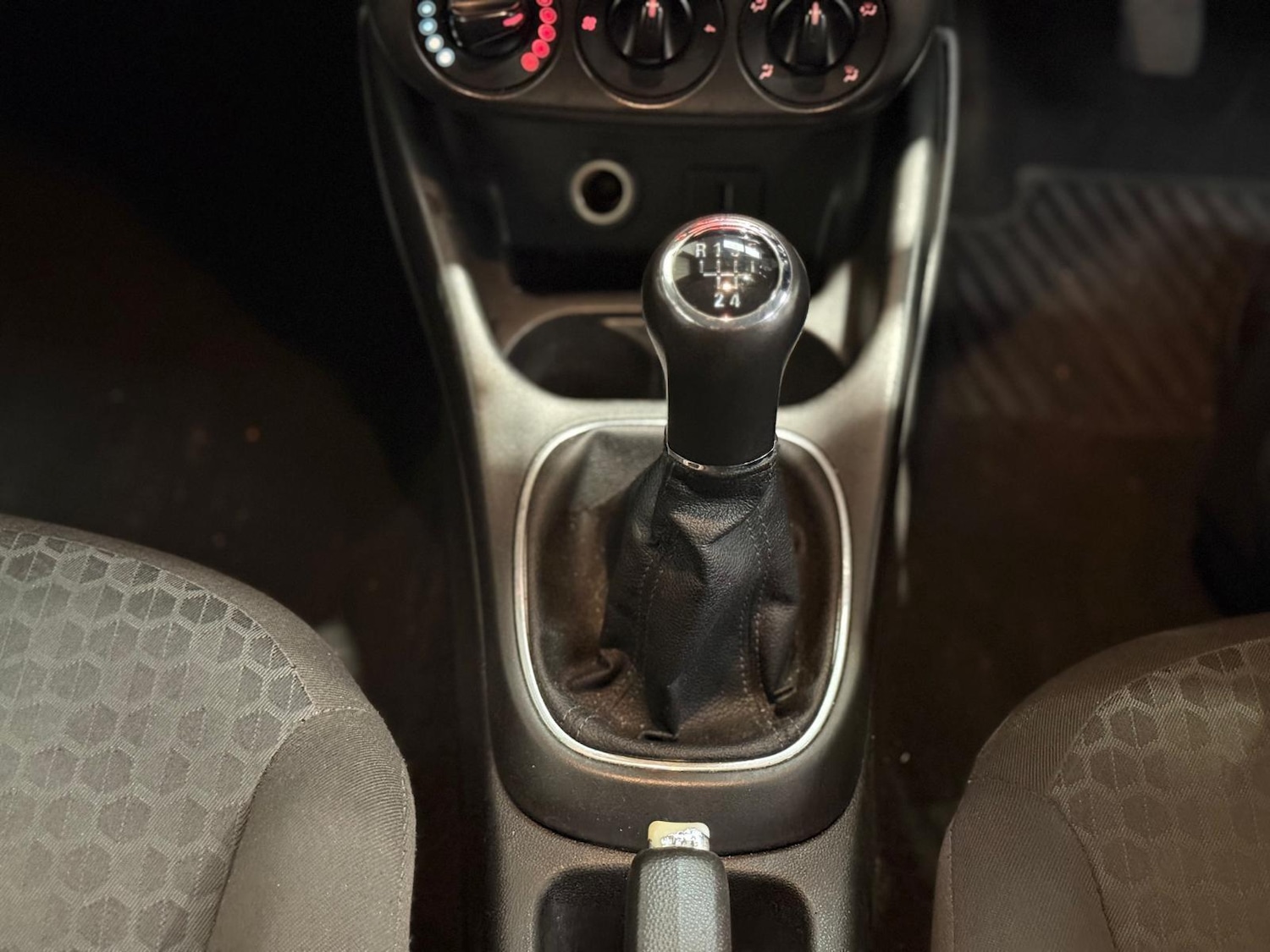 Used Vauxhall Corsa for sale - 77084357: Photo 11