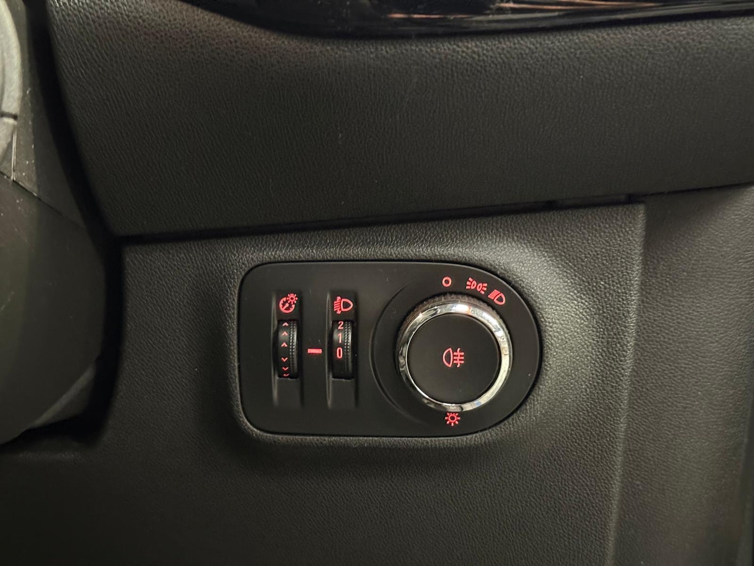 Used Vauxhall Corsa for sale - 77084357: Photo 16