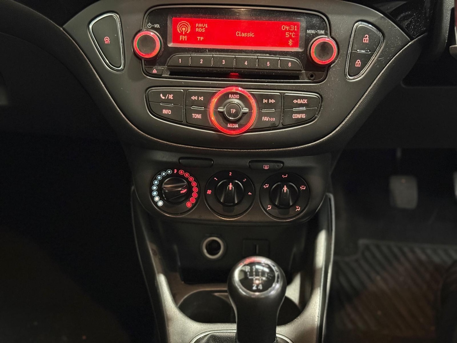 Used Vauxhall Corsa for sale - 77084357: Photo 21