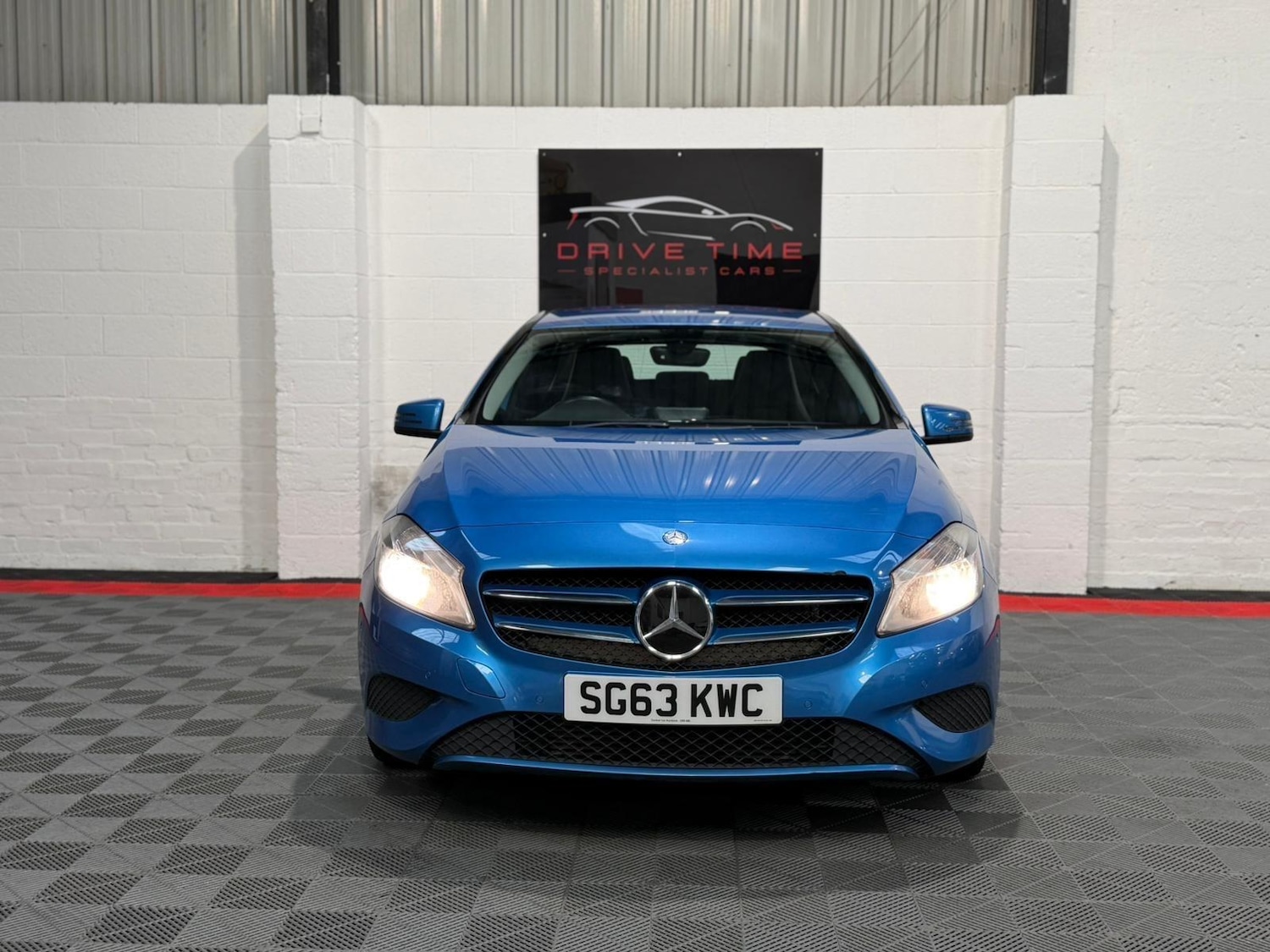 Used Mercedes-Benz A-Class for sale - 77229360: Photo 2