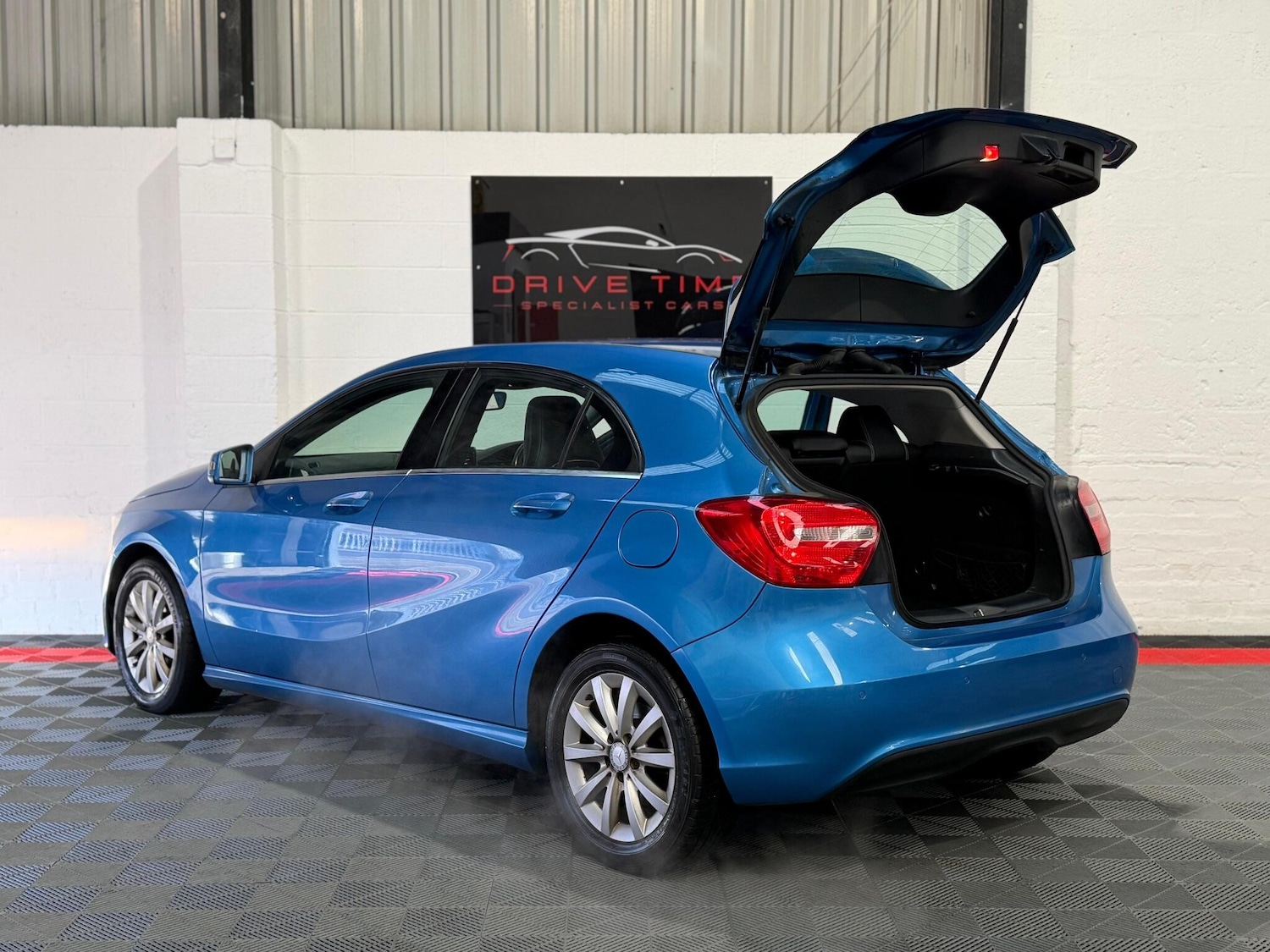 Used Mercedes-Benz A-Class for sale - 77229360: Photo 4