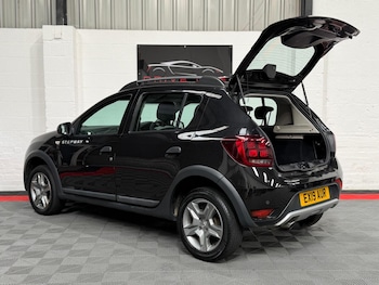 Used Dacia Sandero Stepway 2019 for sale - 78878406: Photo