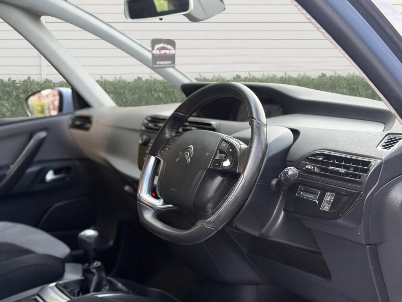 Used Citroen C4 Grand Picasso 2015 for sale - 76326875: Photo 10