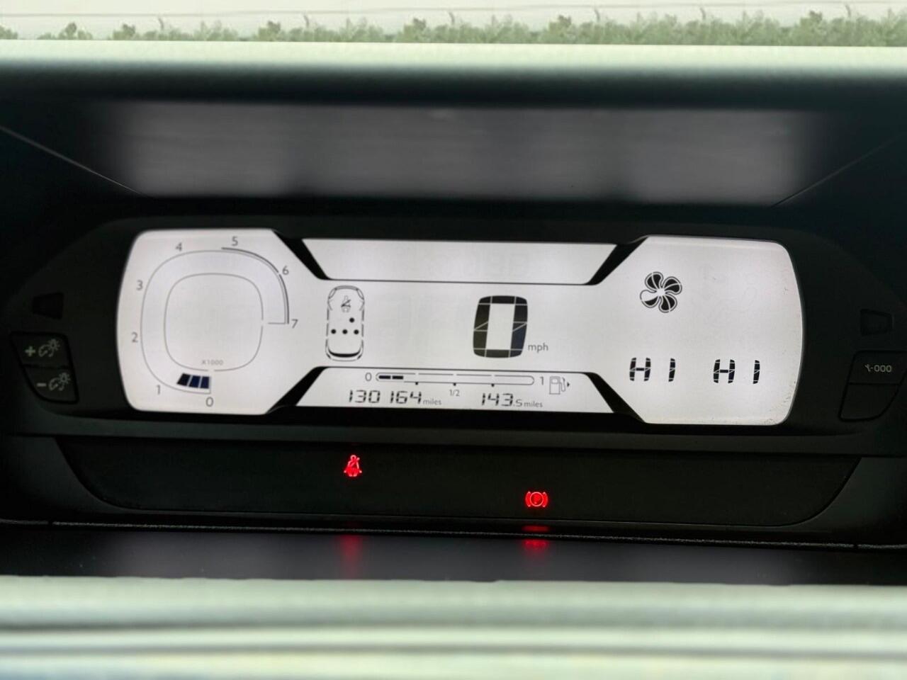 Used Citroen C4 Grand Picasso 2015 for sale - 76326875: Photo 21