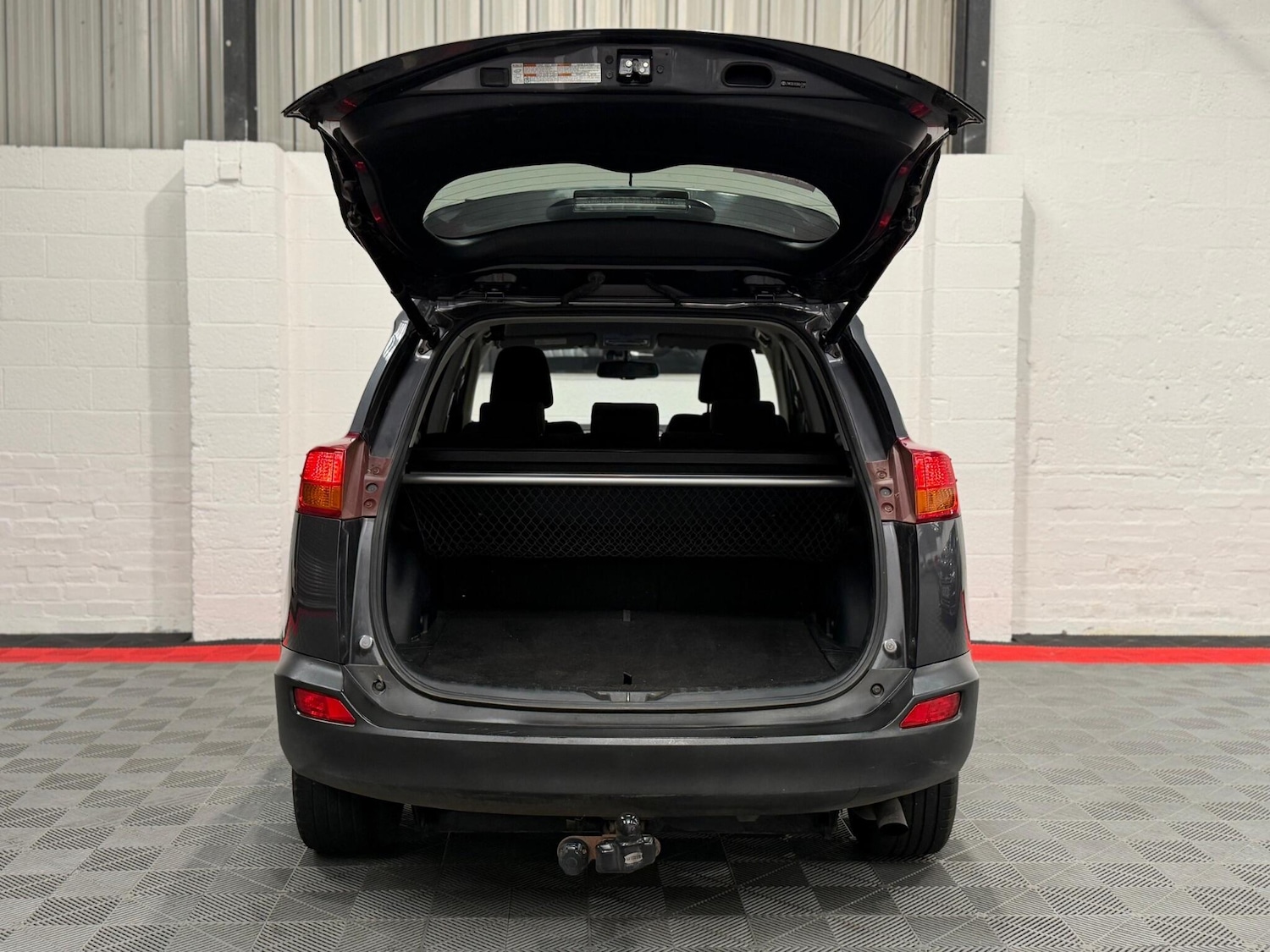 Used Toyota RAV4 2014 for sale - 78147883: Photo 15