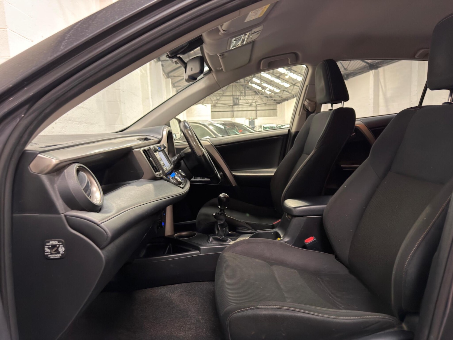 Used Toyota RAV4 2014 for sale - 78147883: Photo 16