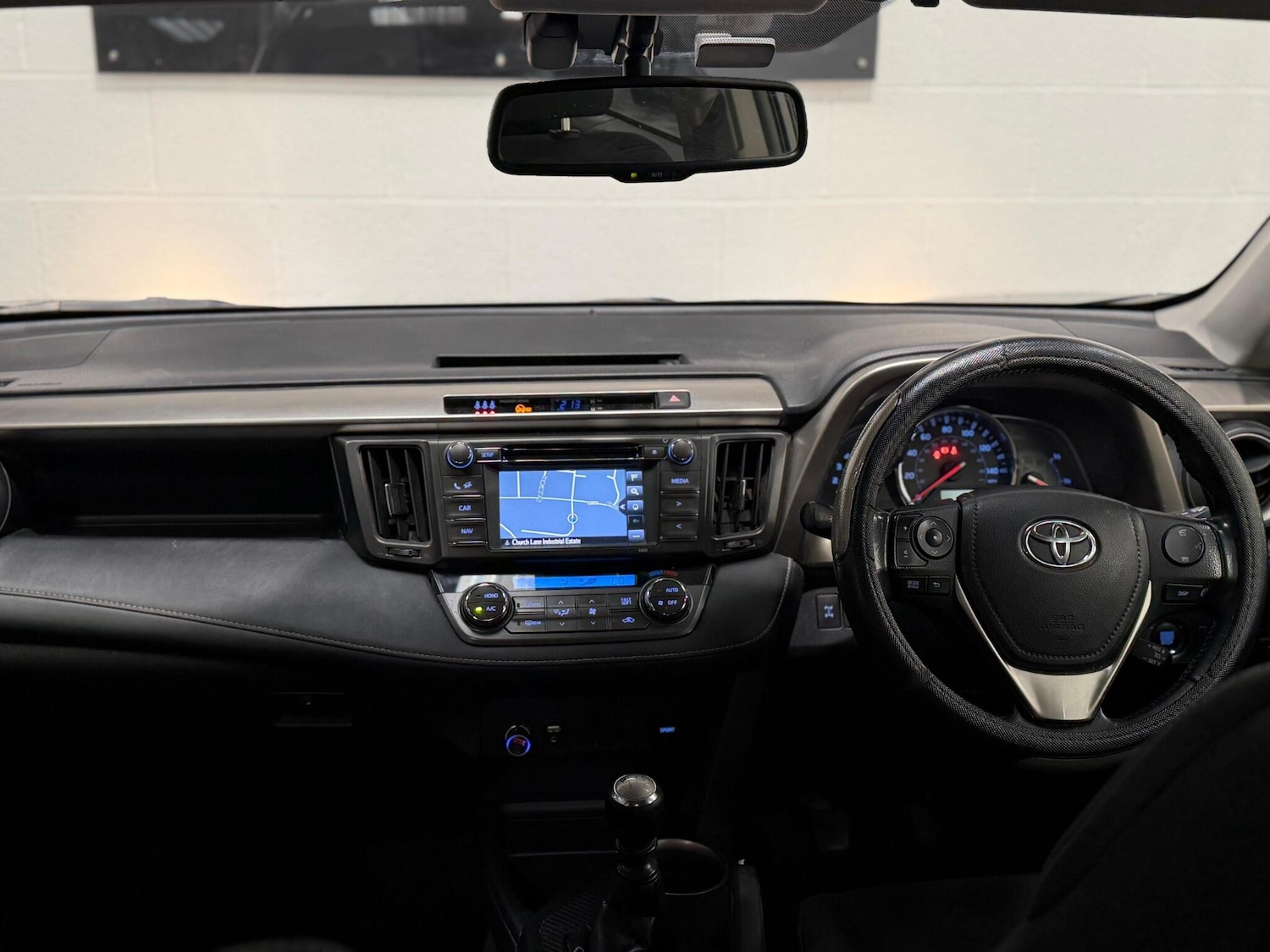 Used Toyota RAV4 2014 for sale - 78147883: Photo 3