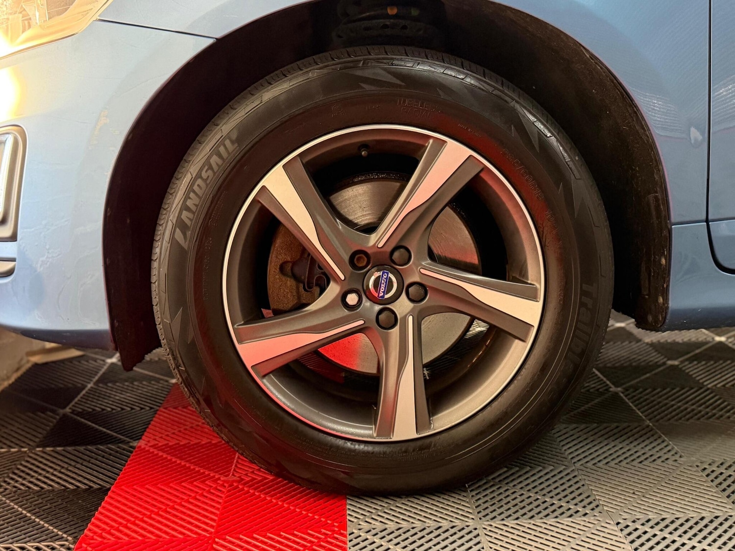 Used Volvo XC60 2015 for sale - 76781731: Photo 24