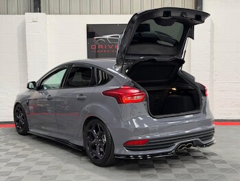 Used Ford Focus 2015 for sale - 78843370: Photo