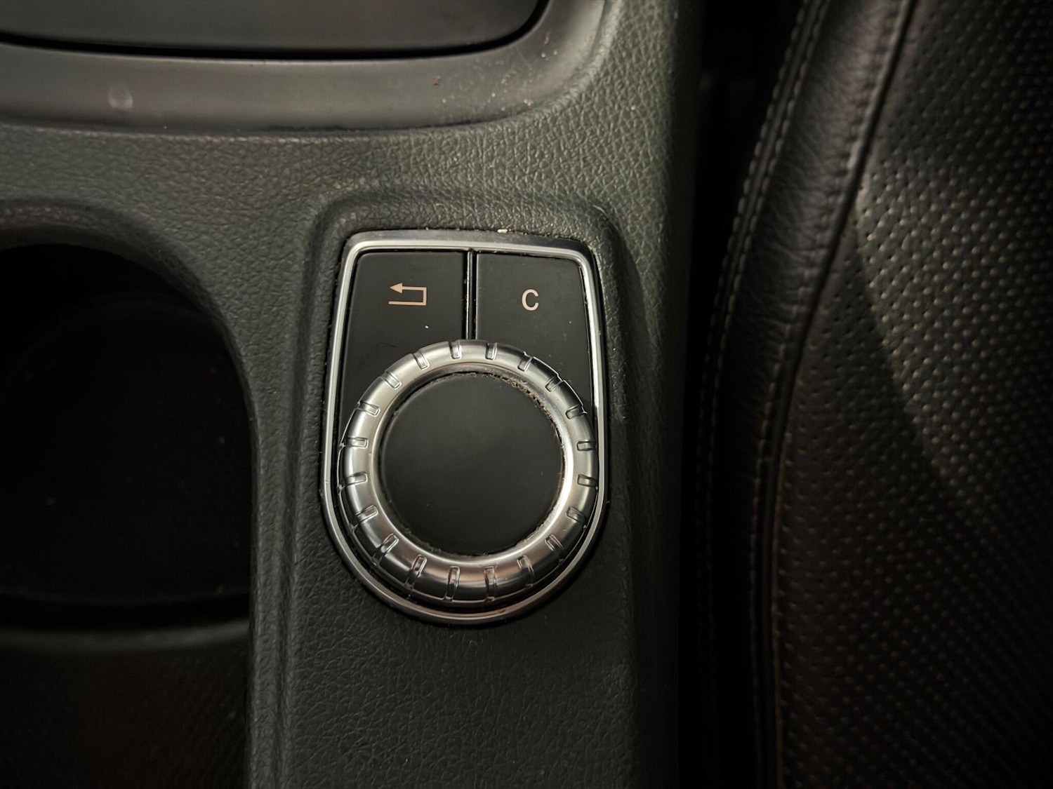 Used Mercedes-Benz GLA 2015 for sale - 77131179: Photo 23