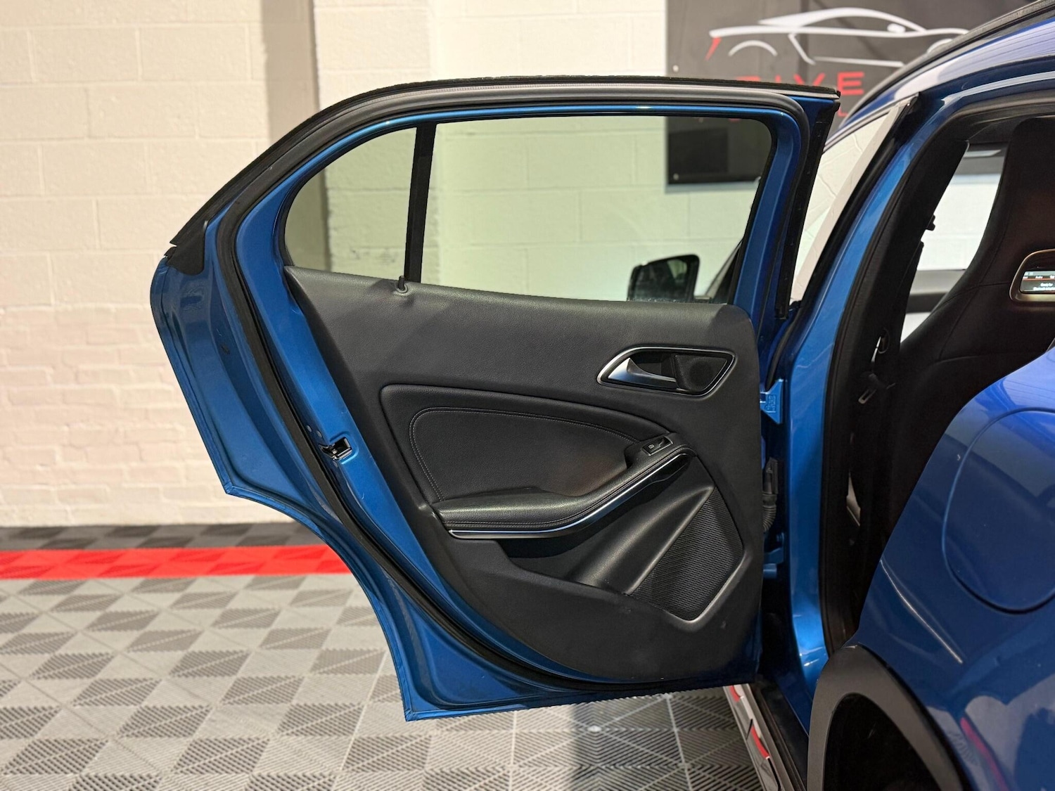 Used Mercedes-Benz GLA 2015 for sale - 77131179: Photo 25