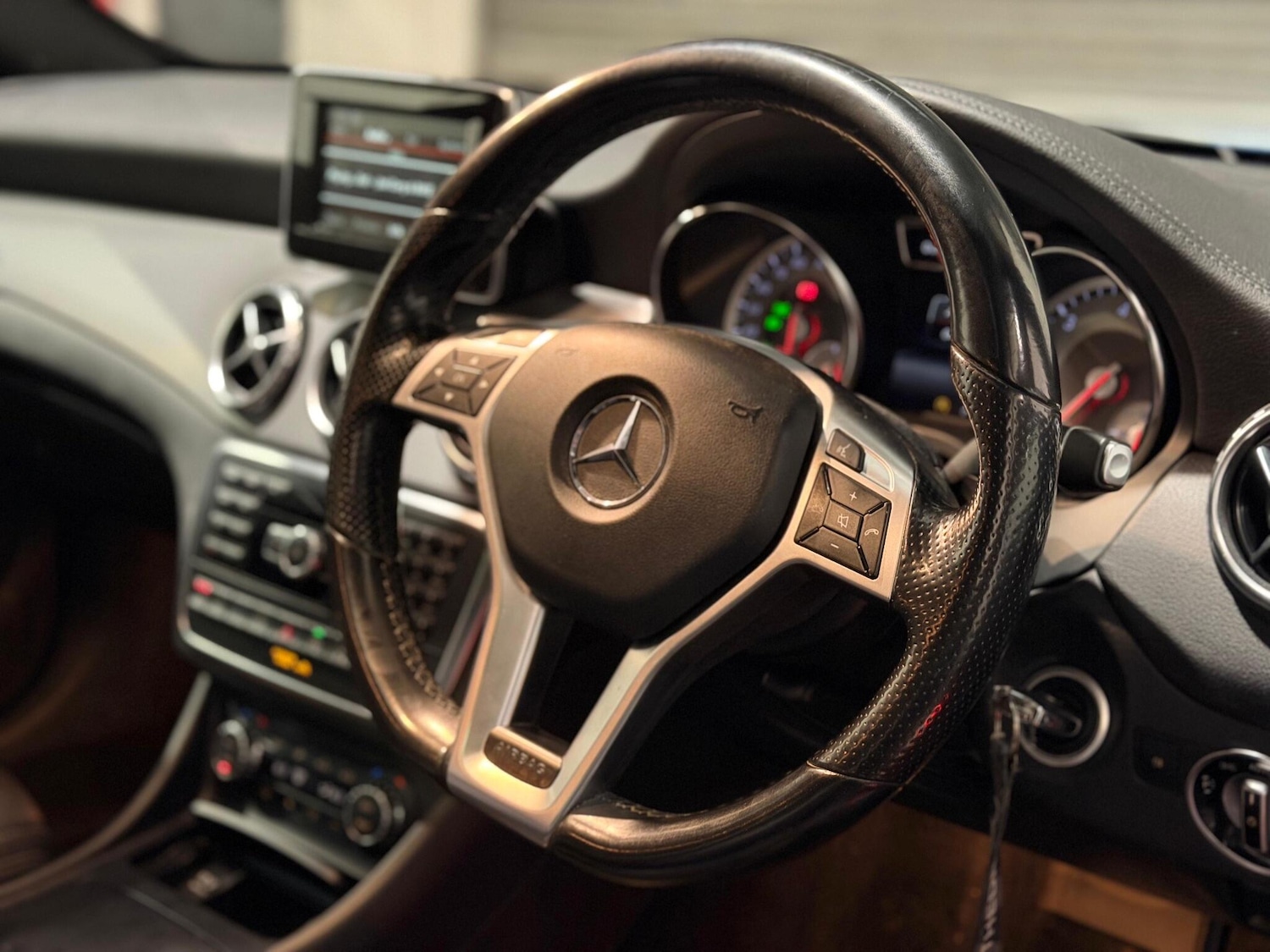 Used Mercedes-Benz GLA 2015 for sale - 77131179: Photo 36