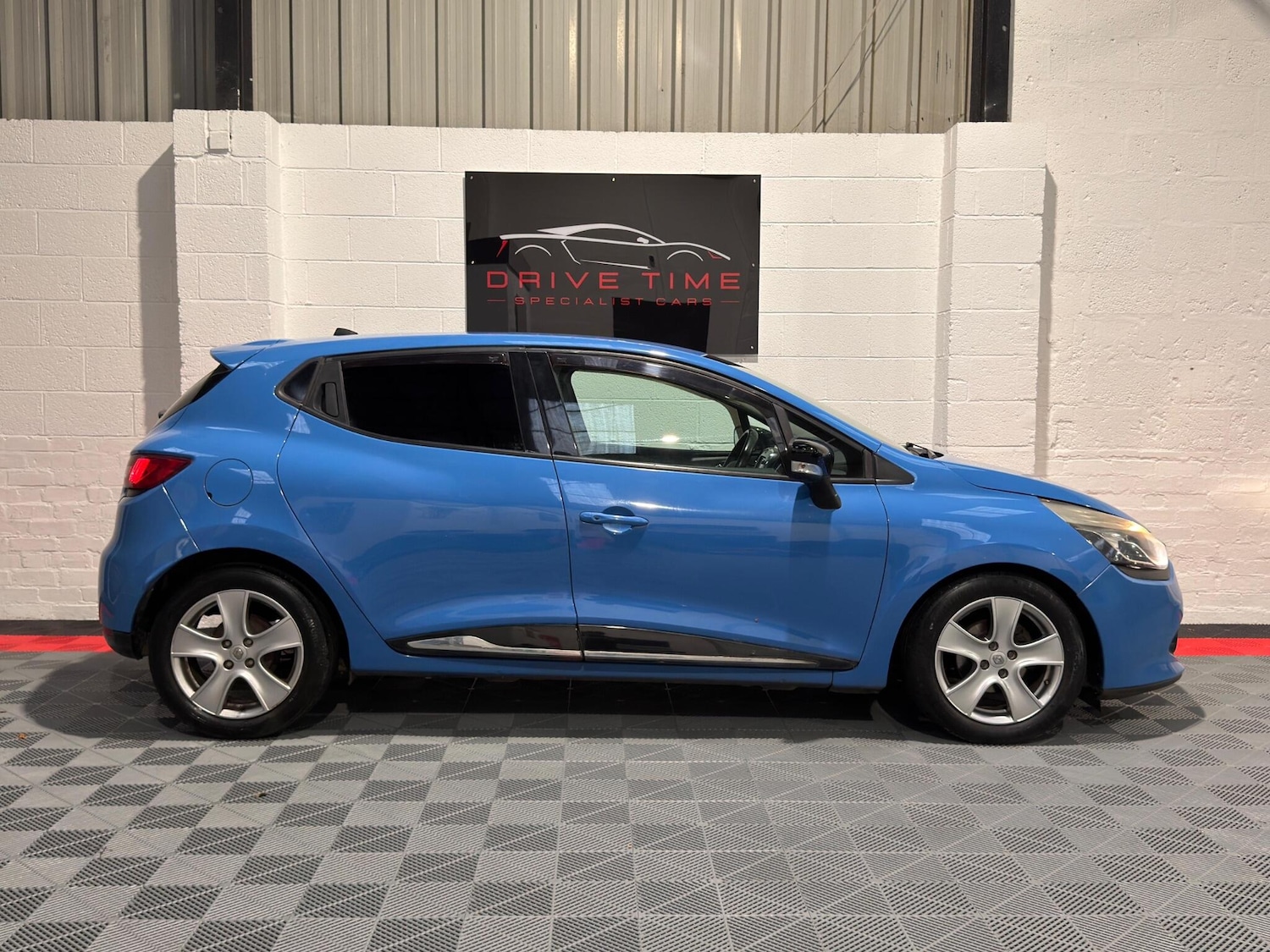 Used Renault Clio for sale - 76550147: Photo 12