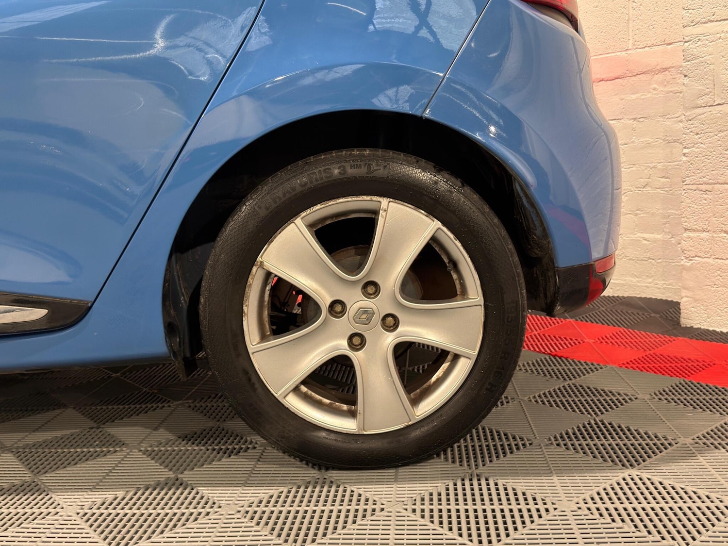 Used Renault Clio for sale - 76550147: Photo 26